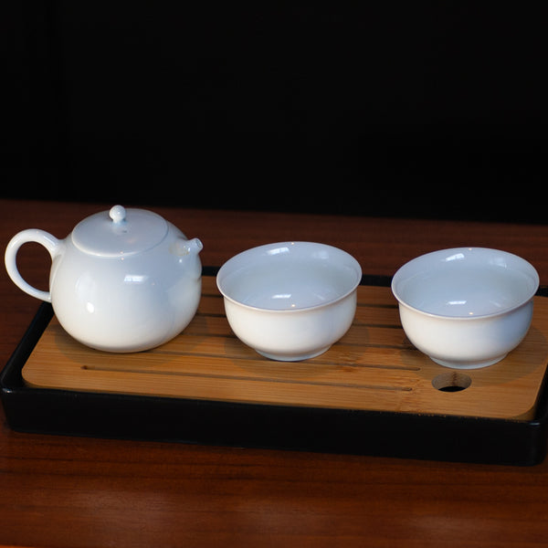 Porcelain Teapot and Cups